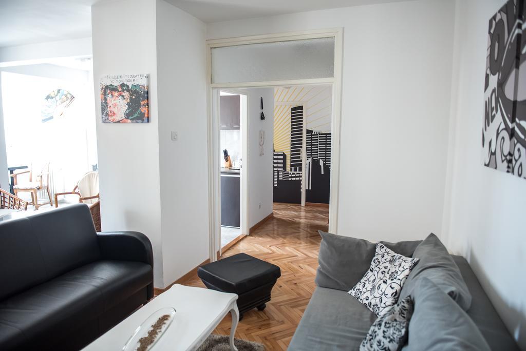 Apartment Marshall Resavska بلغراد الغرفة الصورة